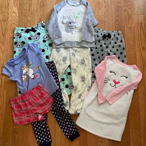 Girls fall/winter pajamas size 6x and 7 - used condition